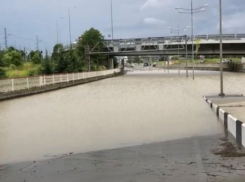 Участок федеральной трассы в Сочи перекрыли из-за подтопления