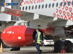 250 пассажиров около двух часов провели в душном салоне самолета Сочи—Москва