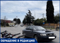Жительница Сочи молит властей сделать пешеходный переход: «Пожалуйста, обратите внимание на наши проблемы»