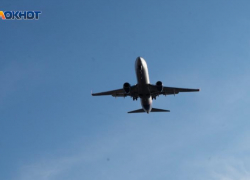 Пассажирский самолет экстренно приземлился в Сочи