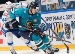 Сочинские хоккеисты потерпели поражение в Нур-Султане