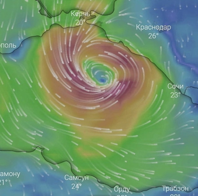 На Сочи надвигается гигантский тропический тайфун