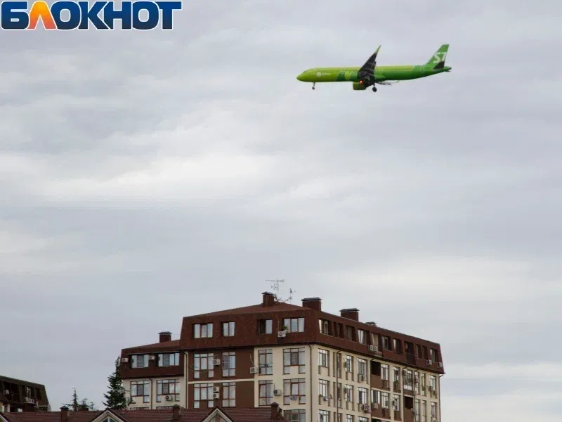186 рейсов: в аэропорту Сочи начался вывоз туристов
