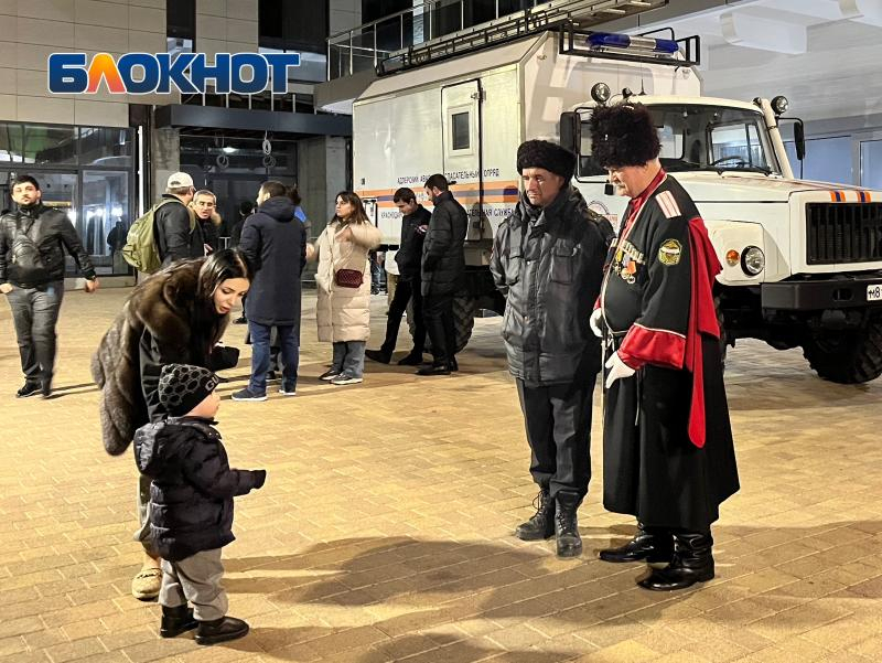 Сочинские казаки доставили гуманитарную помощь в зону проведения спецоперации